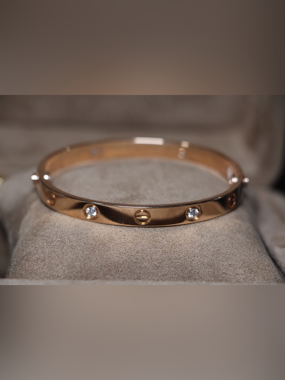 Cartier Rose Gold Love Bracelet, Classic Model, 4 Diamonds - Picture 2 of 12